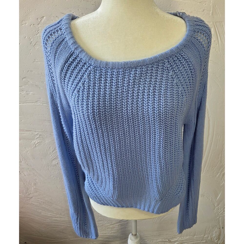 Freshman Woman's Light Blue Knit Sweater Size Large